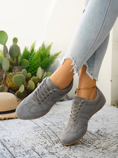 LETZTER TAG: 80 % RABATT – 👣 Damen Orthopädische Sneaker mit Fußgewölbestütze, Schnürdesign & gepolsterter flacher Sohle
